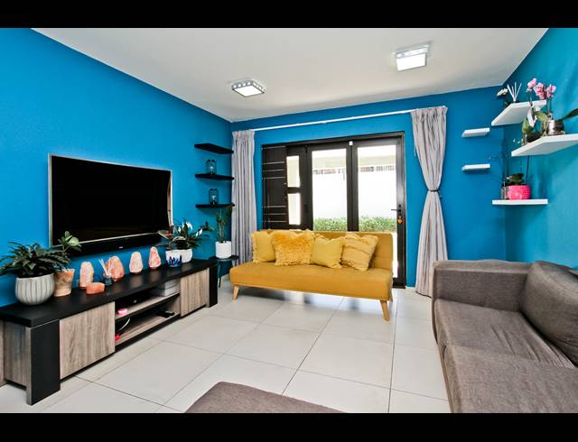 2 BEDROOM APARTMENT FOR SALE IN OBSERVATORY